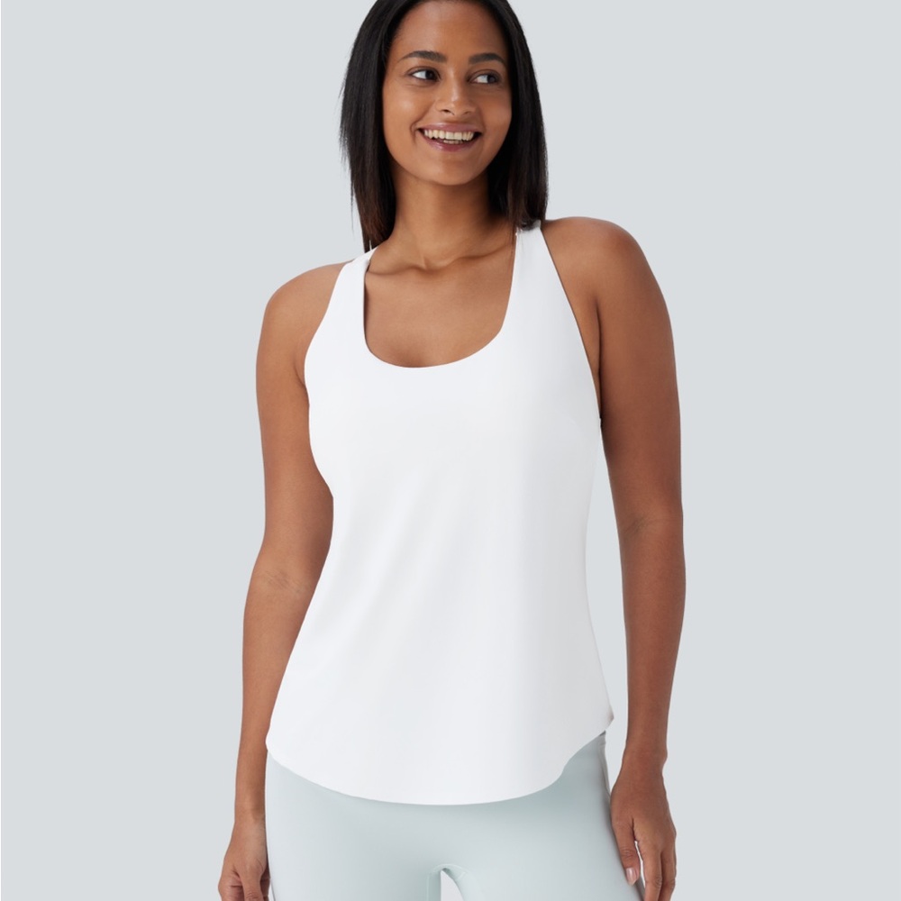 HALARA NWT U Neck Curved Hem Cool Touch Yoga Tank Top UPF50+